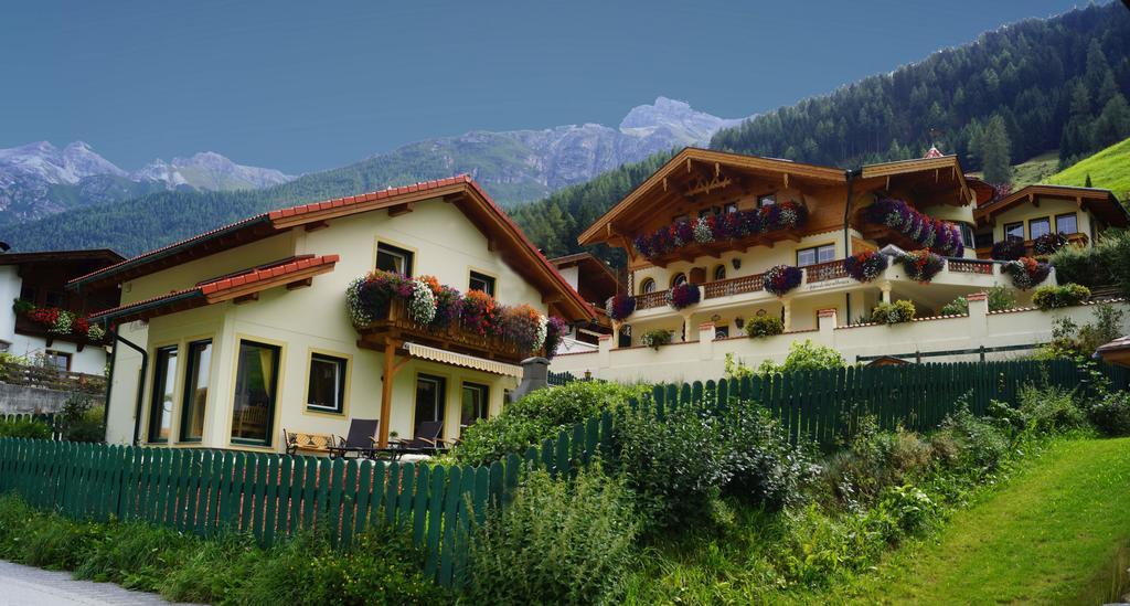 Chalet Olympia Neustift im Stubaital Eksteriør bilde